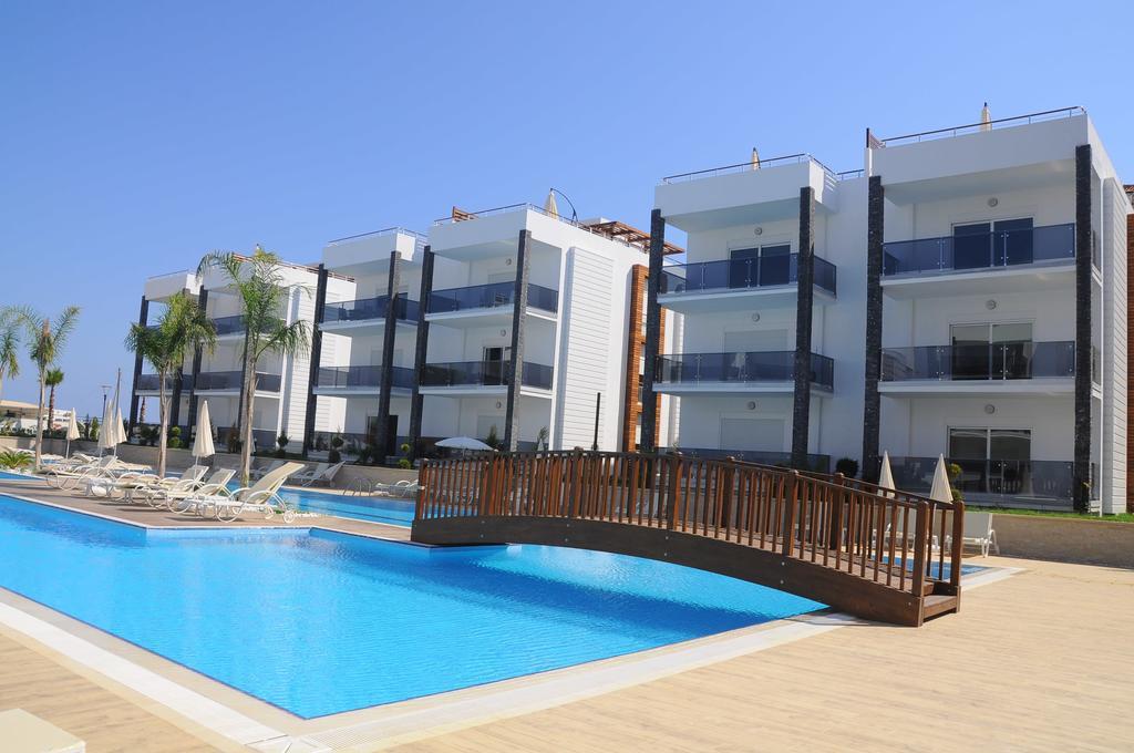 Side Felicia Residence Номер фото